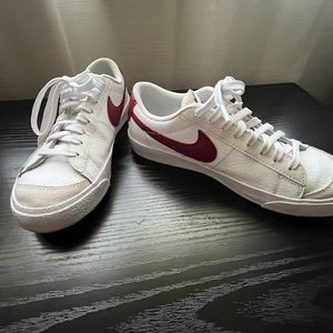Nike low top blazers